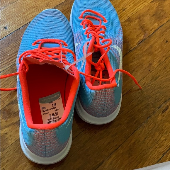 Nike Sneakers-Flex Fury- size 7Y - Picture 8 of 8